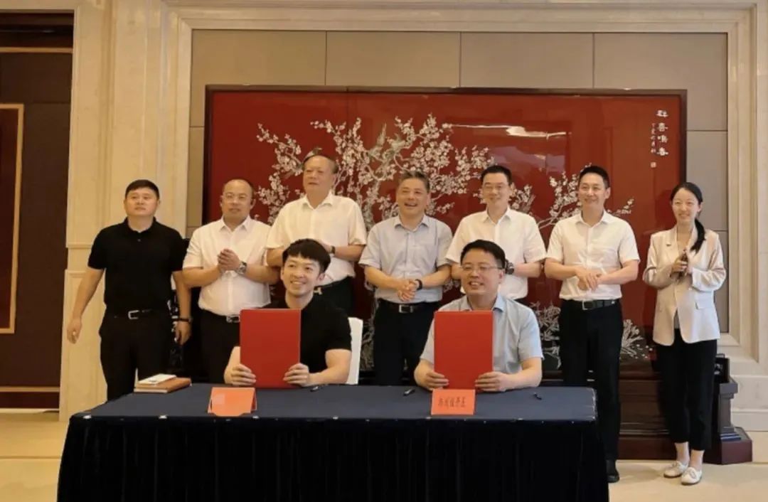 總投資50億元！由集團精準推介的駿馳通高端柔性新材料項目在江蘇揚州開工建設！